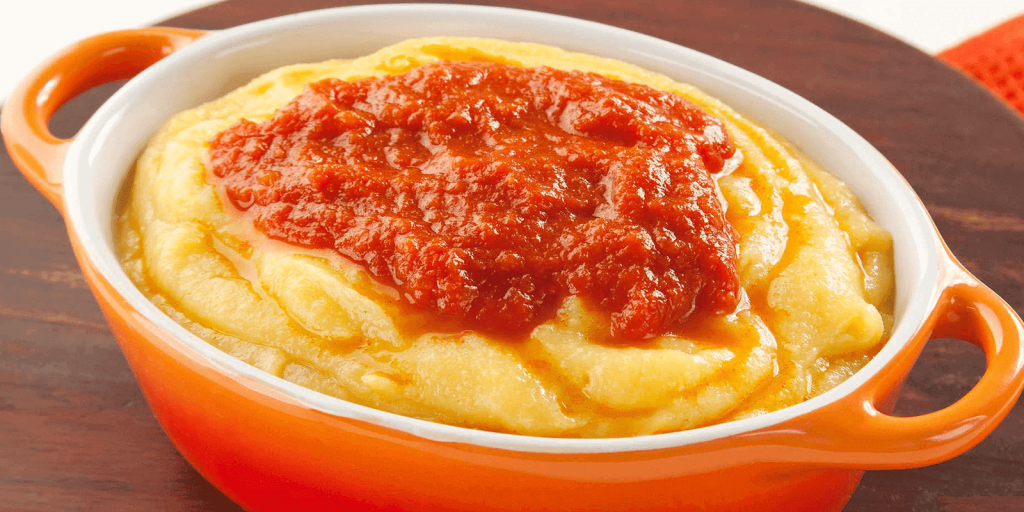 Polenta com carne moida